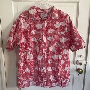 Men’s button up Hawaiian shirt